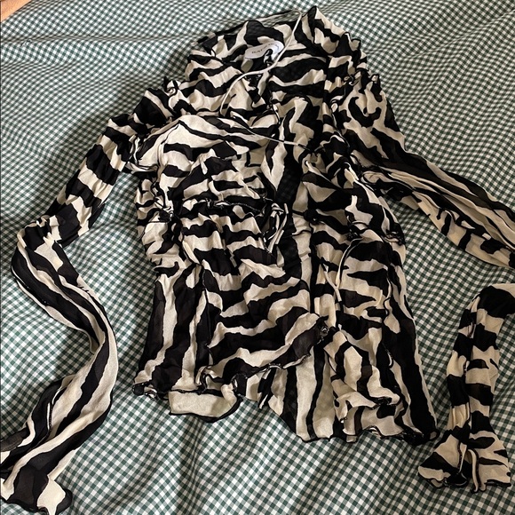 ‼️sale‼️ Rat & Boa Zephyr Zebra Blouse - Picture 4 of 5